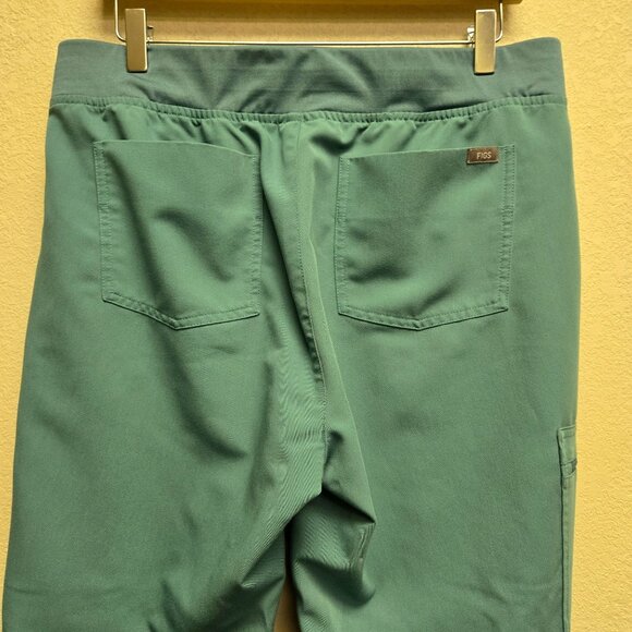 Figs Women's Zamora Jogger Scrub Pants In Cactus L - Picture 4 of 11